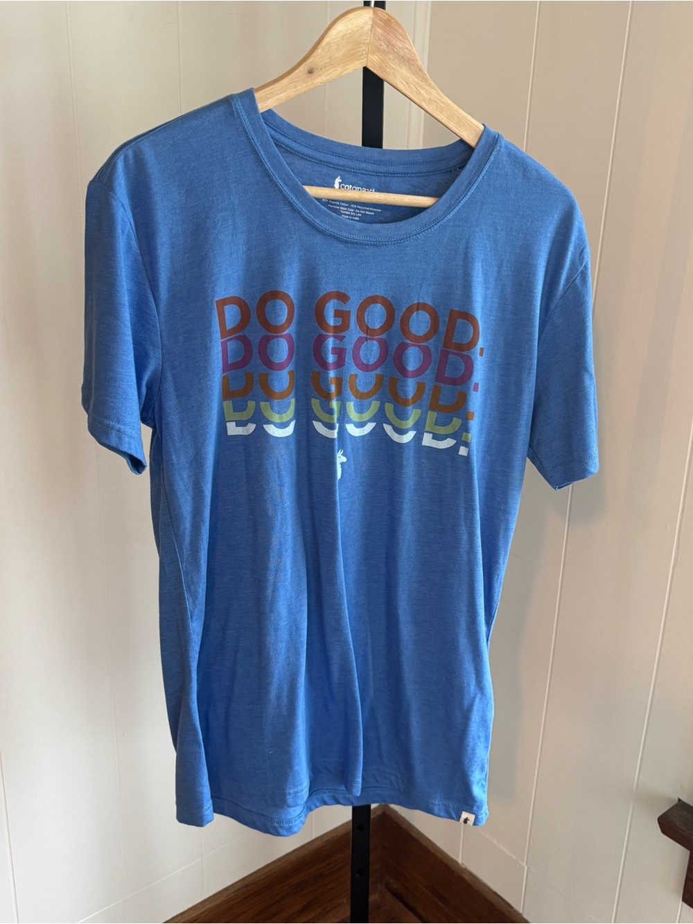 Cotopaxi Do Good Repeat Organic Cotton Blend Graphic T-Shirt Blue Womens L NWT